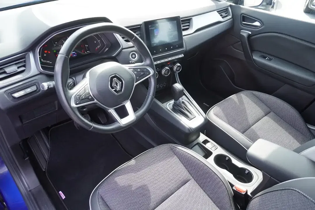 Renault Captur - Thumbnail 8