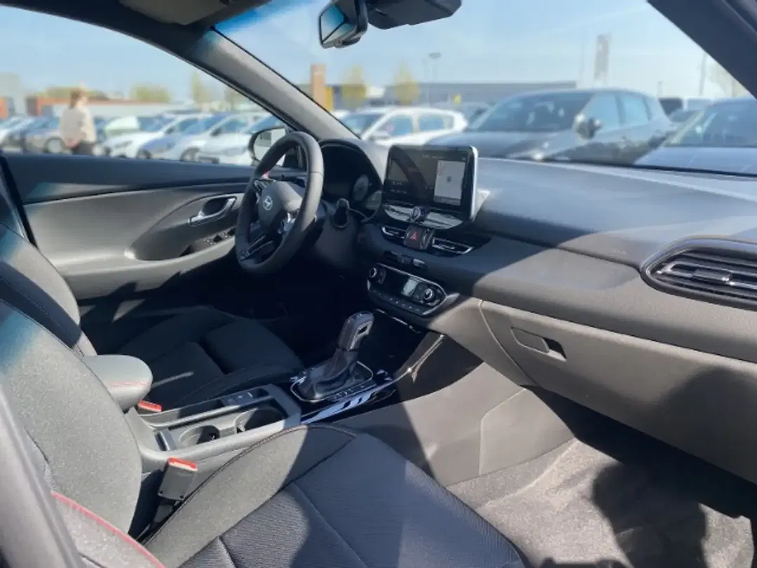 Hyundai i30 - Thumbnail 9