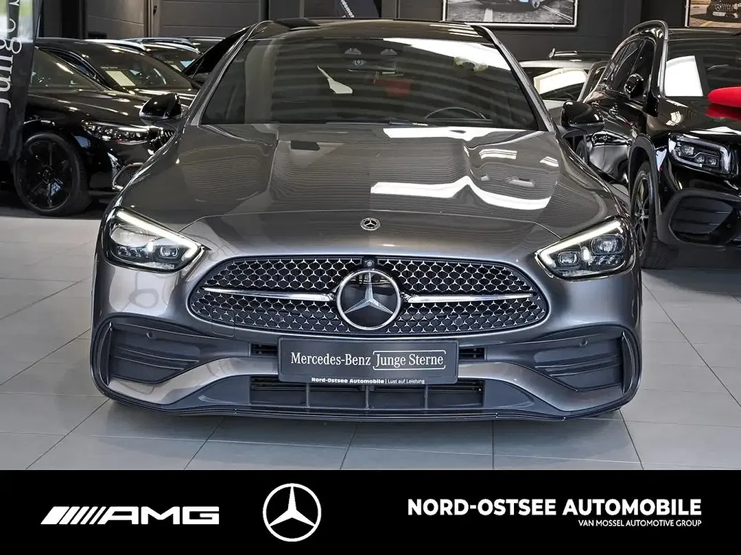 Mercedes-Benz C 300 - Thumbnail 2