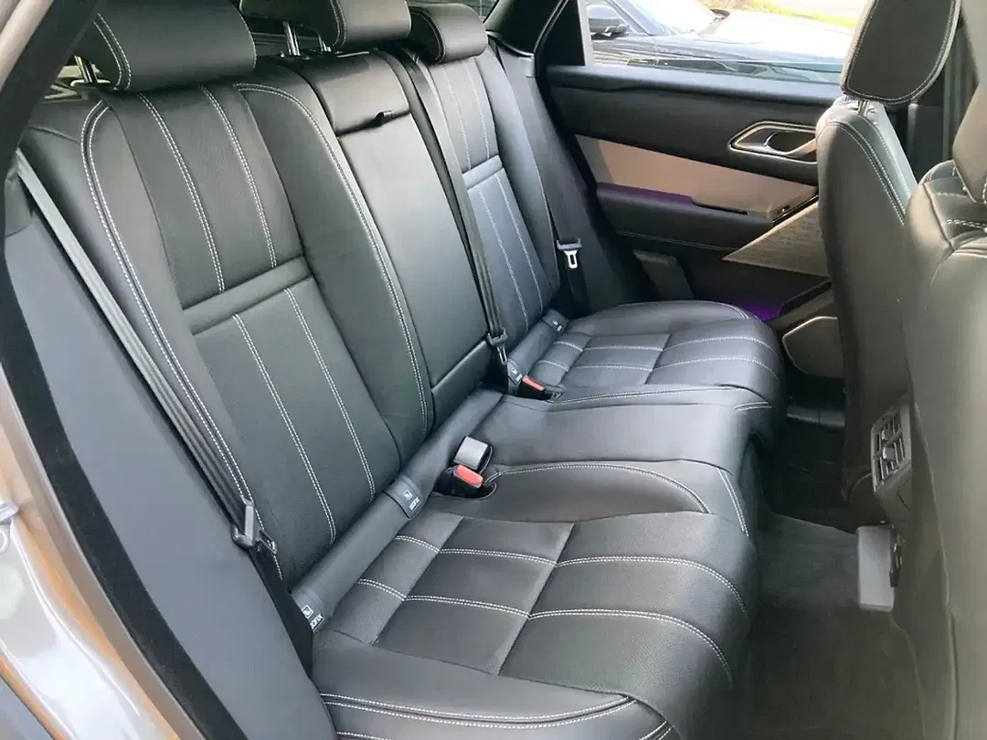 Land Rover Range Rover Velar - Thumbnail 10