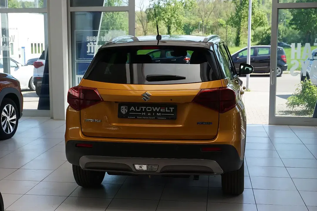 Suzuki Vitara - Thumbnail 6