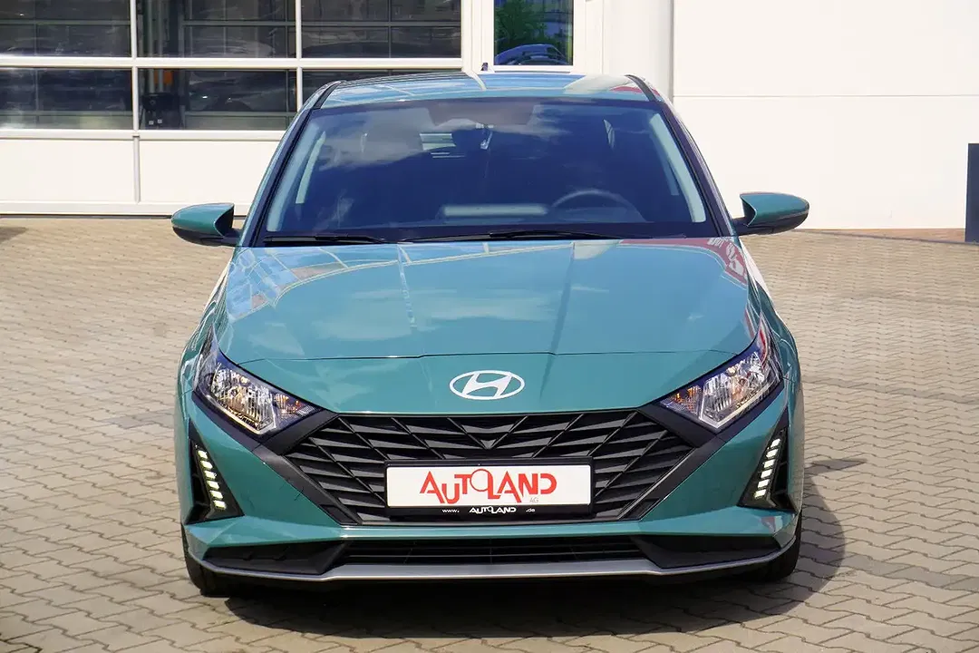 Hyundai i20 - Thumbnail 2