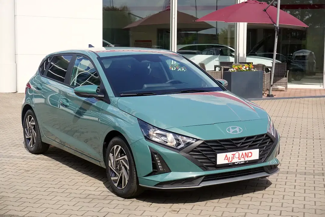 Hyundai i20 - Thumbnail 3