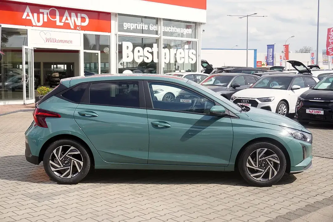 Hyundai i20 - Thumbnail 4