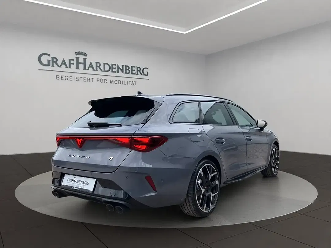 CUPRA Leon - Thumbnail 6