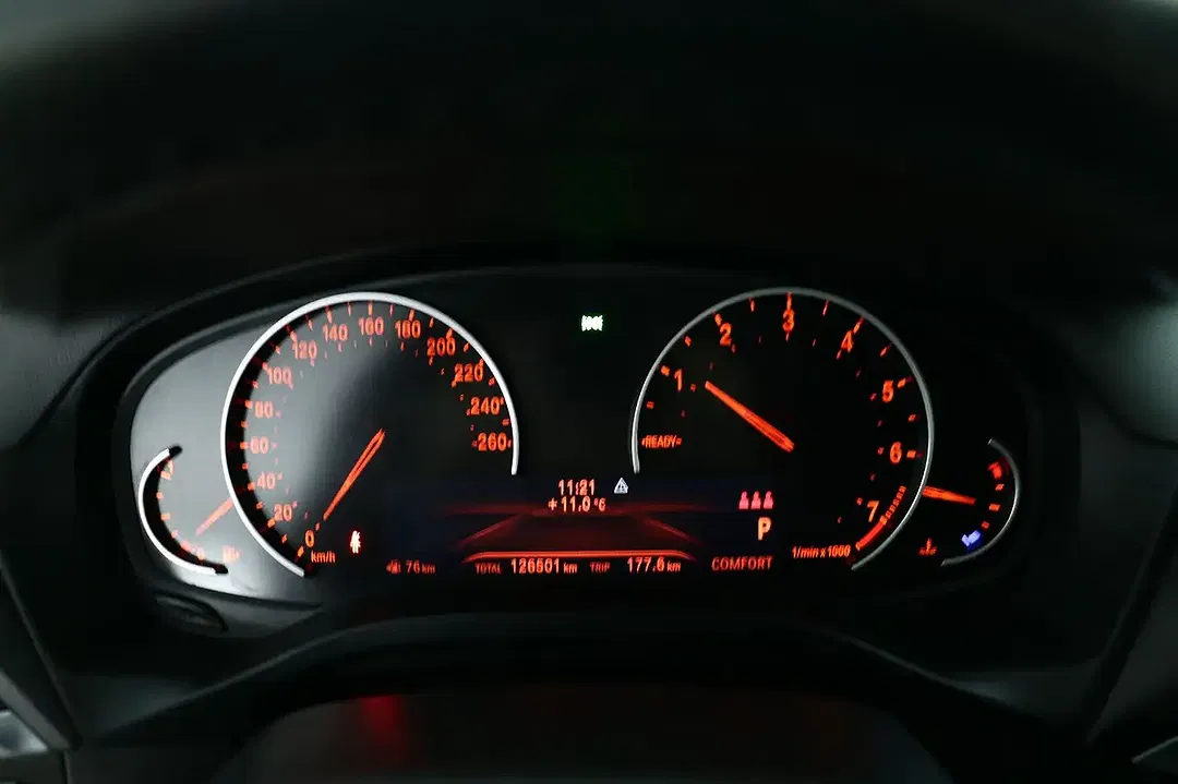 BMW X4 - Thumbnail 14