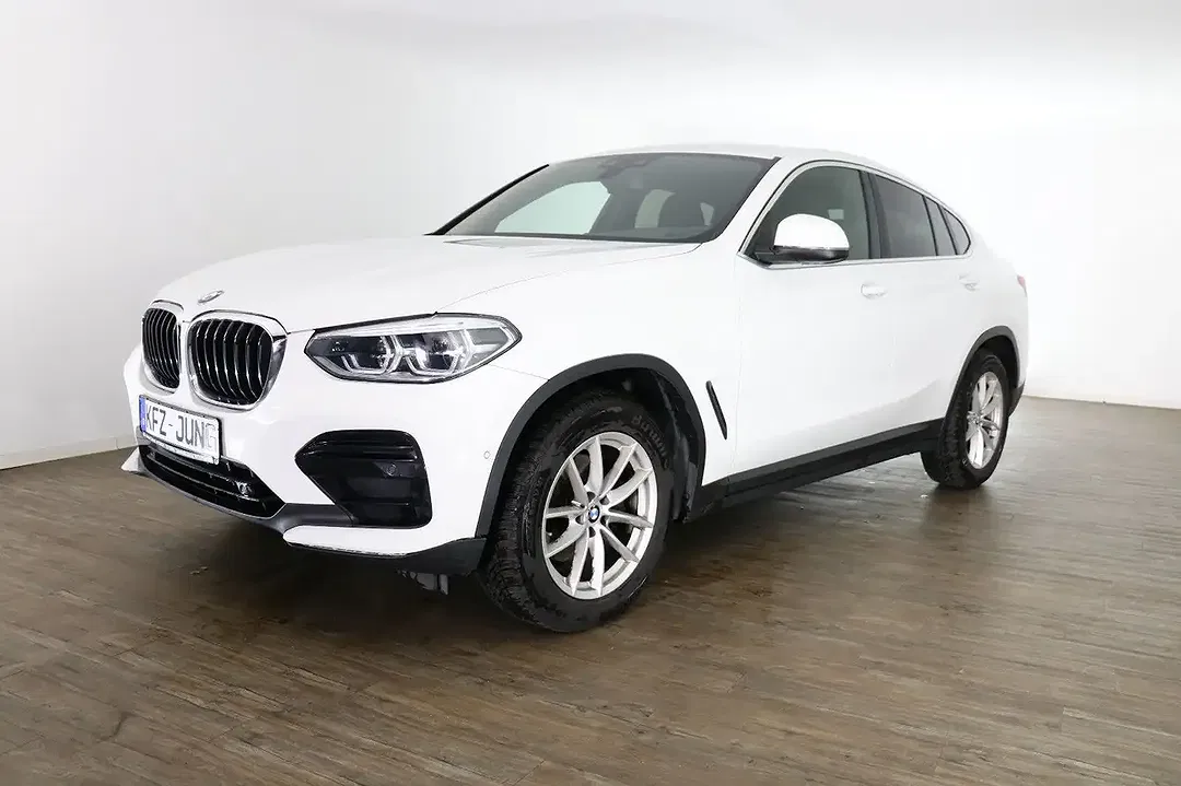 BMW X4 - Thumbnail 2