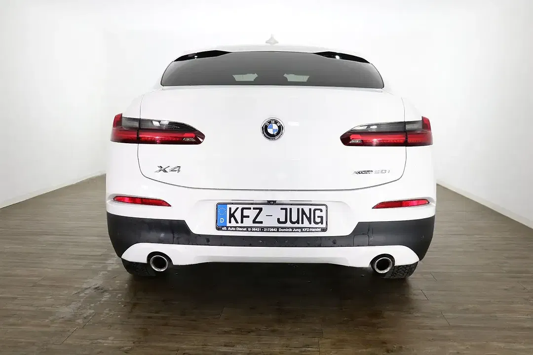 BMW X4 - Thumbnail 6