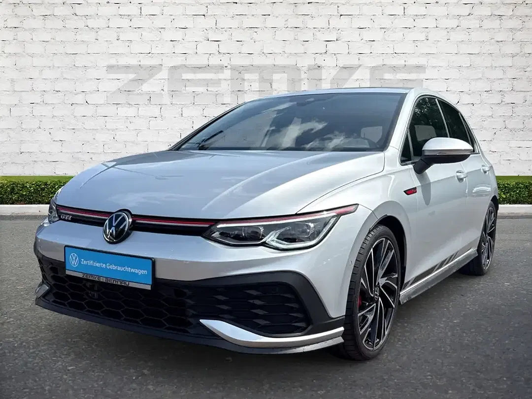 Volkswagen Golf GTI - Thumbnail 2