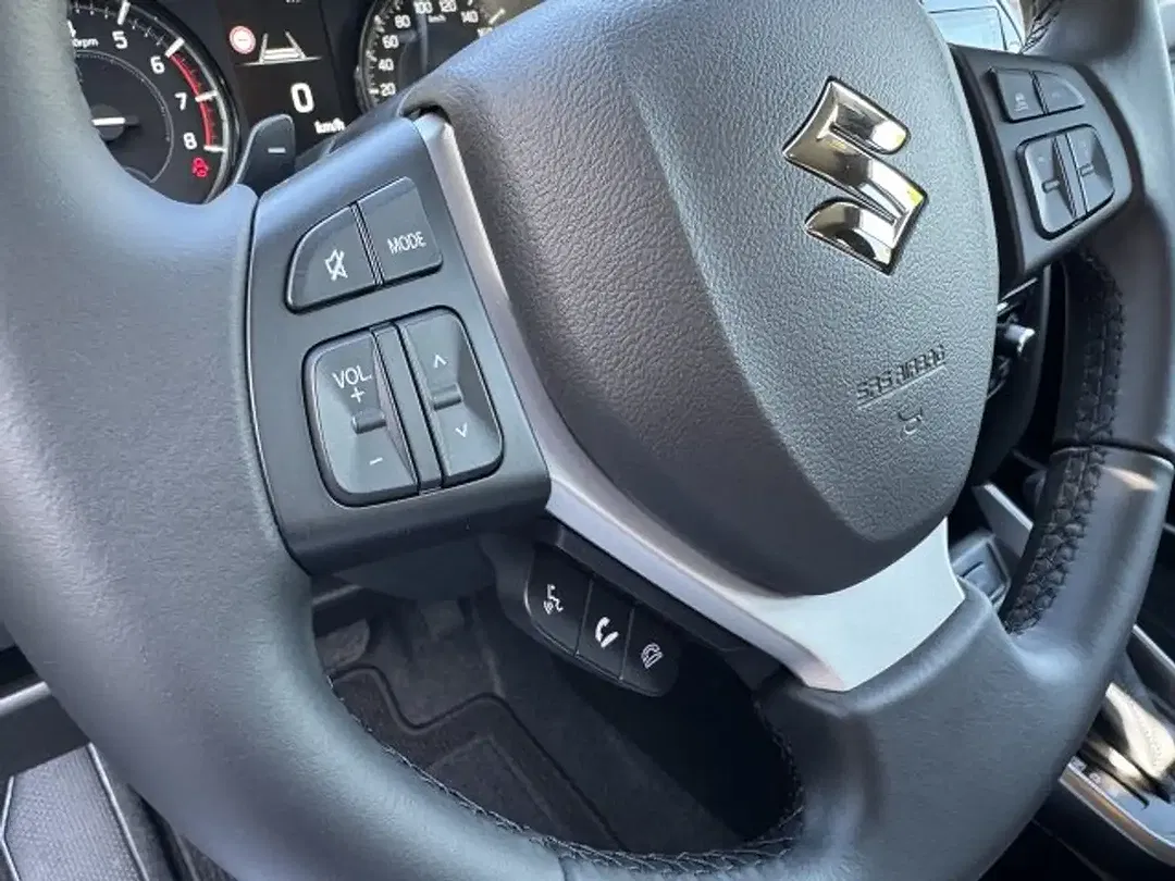 Suzuki Vitara - Thumbnail 10