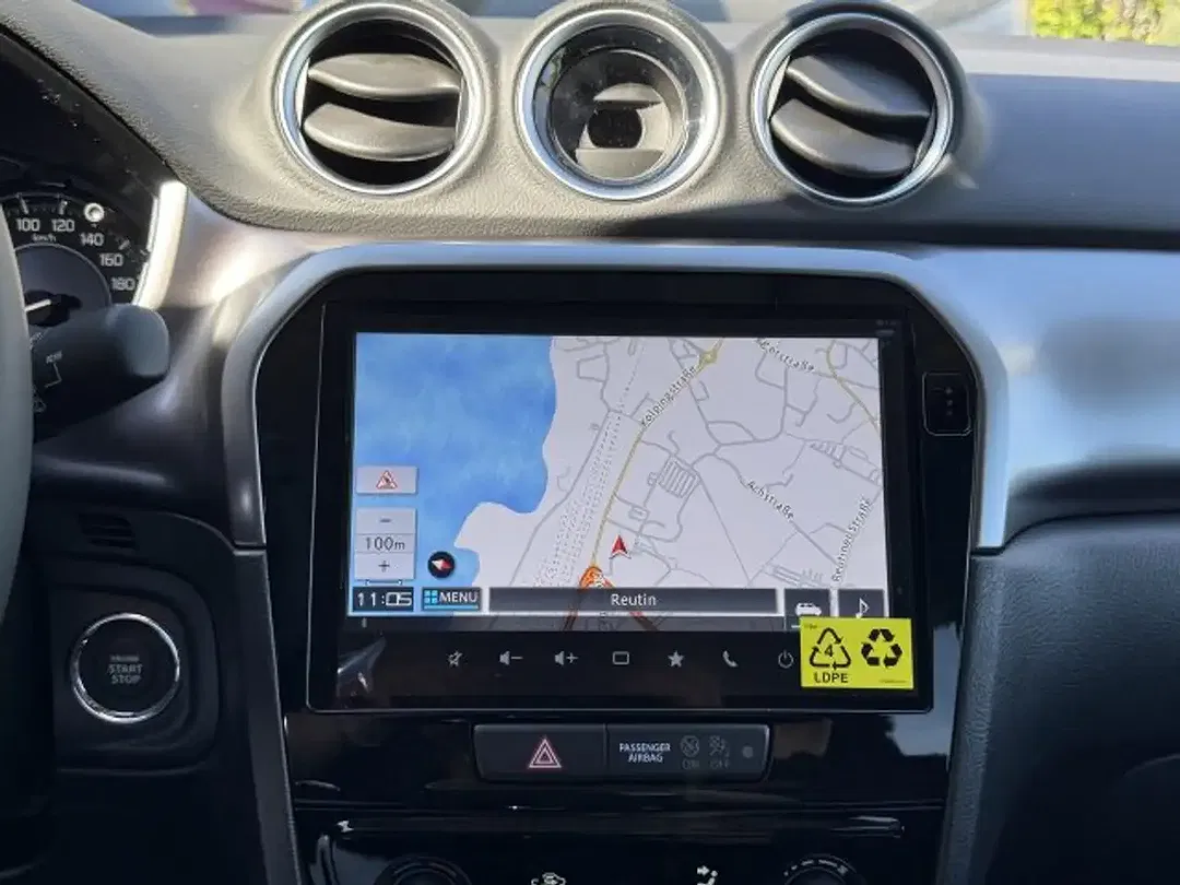 Suzuki Vitara - Thumbnail 13