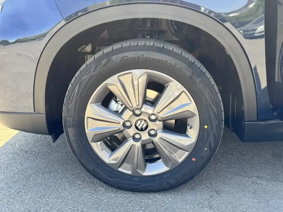 Suzuki Vitara - Thumbnail 5