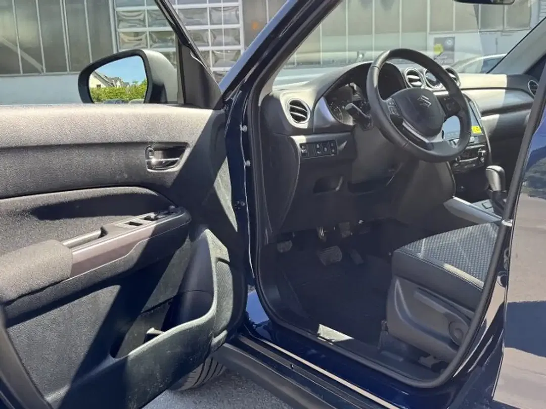 Suzuki Vitara - Thumbnail 6
