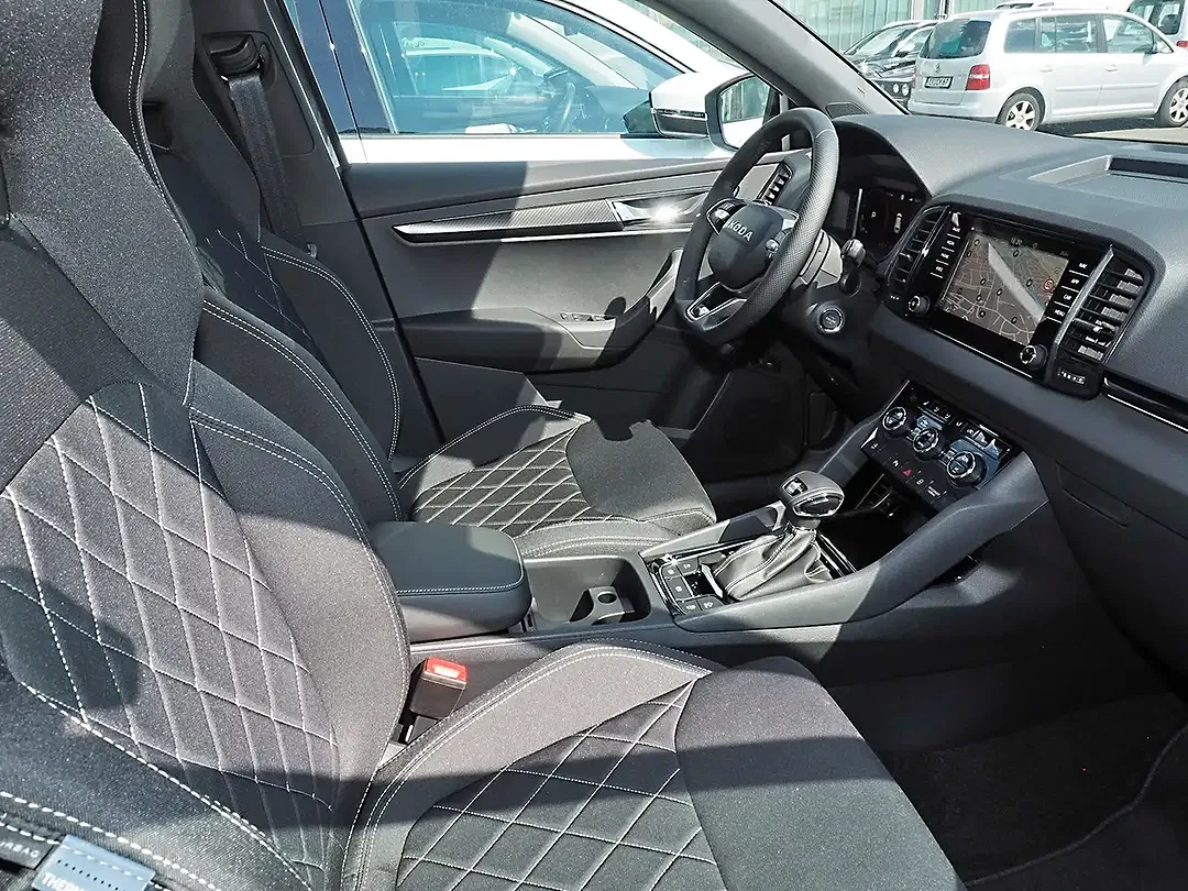 Skoda Karoq - Thumbnail 5