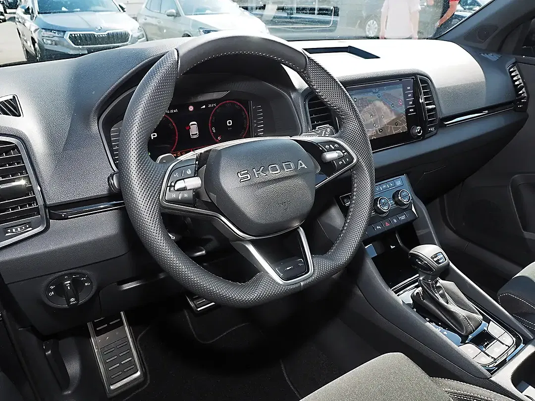 Skoda Karoq - Thumbnail 7