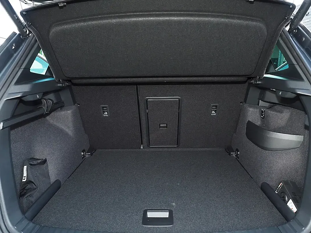 Skoda Karoq - Thumbnail 9