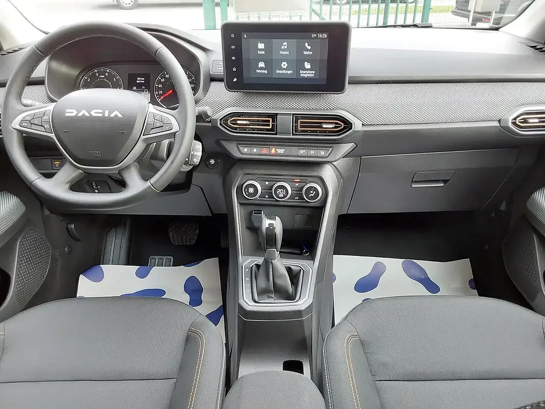 Dacia Sandero - Thumbnail 13