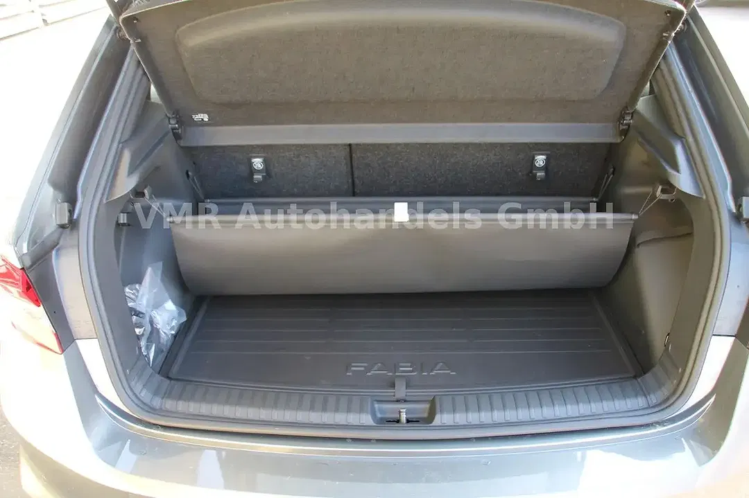 Skoda Fabia - Thumbnail 9