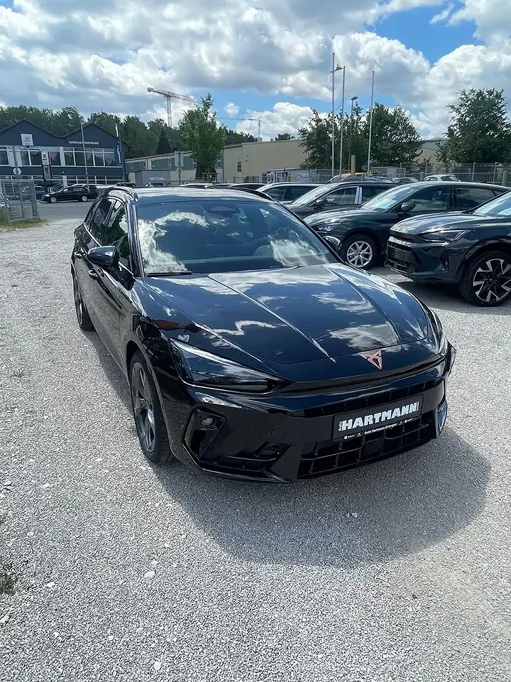 CUPRA Leon - Thumbnail 3