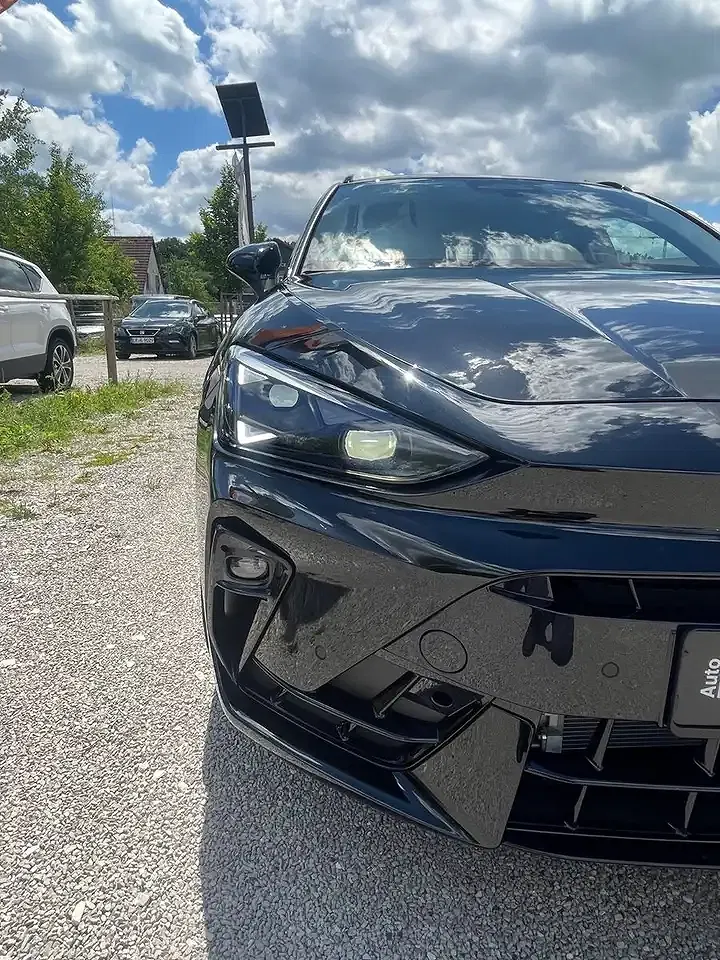 CUPRA Leon - Thumbnail 9