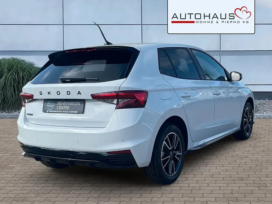 Skoda Fabia - Thumbnail 4
