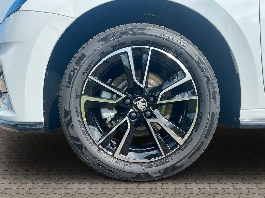 Skoda Fabia - Thumbnail 6