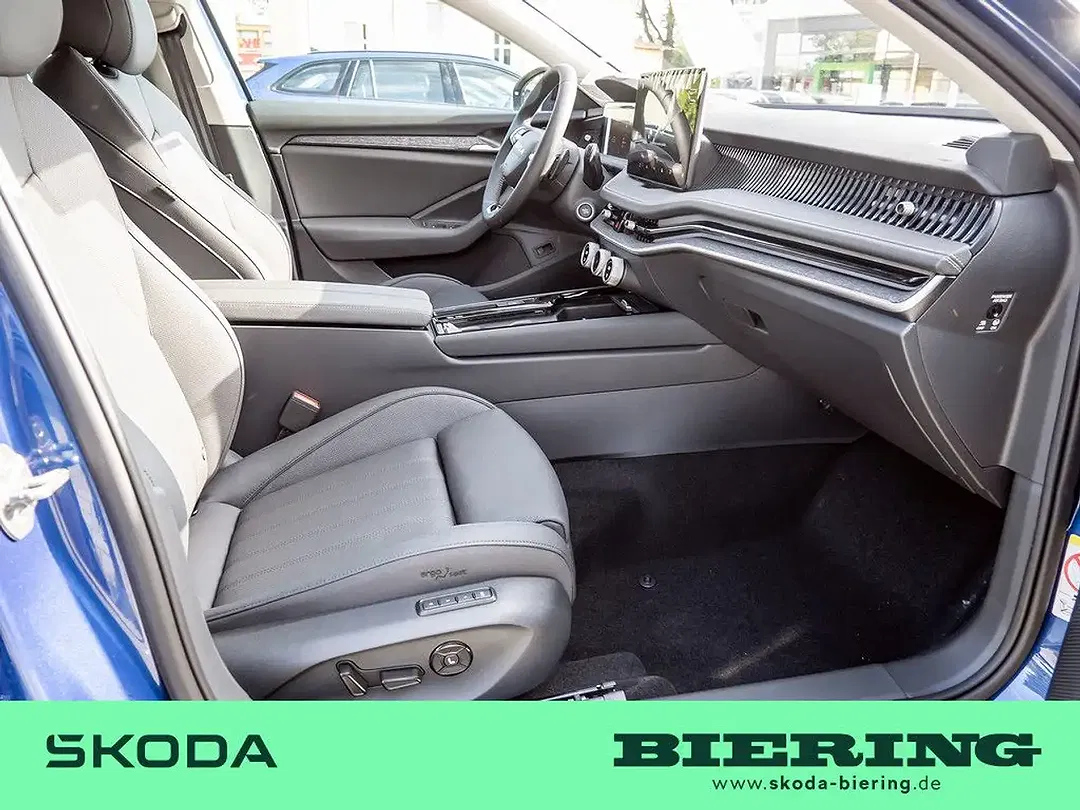 Skoda Superb - Thumbnail 2