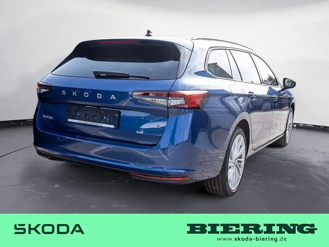 Skoda Superb - Thumbnail 3