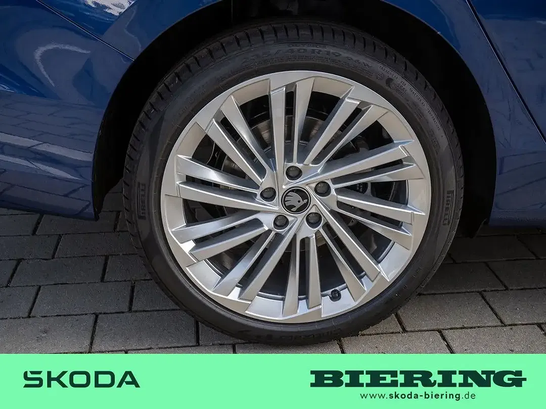 Skoda Superb - Thumbnail 5