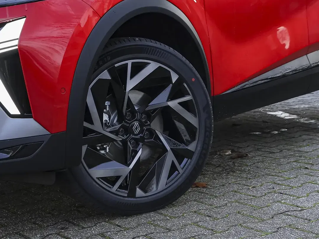 Renault Captur - Thumbnail 9