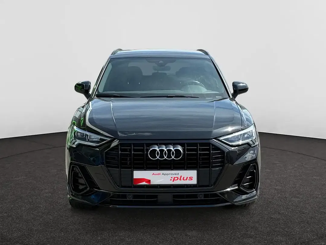 Audi Q3 - Thumbnail 5