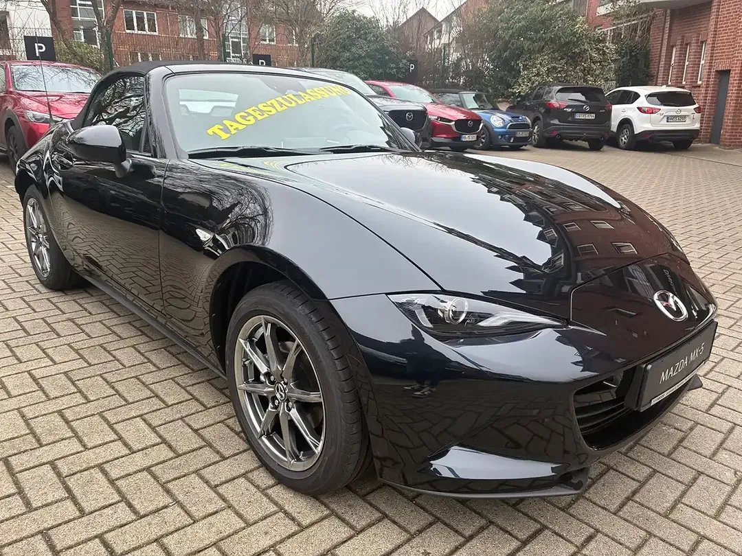 Mazda MX-5 - Thumbnail 1