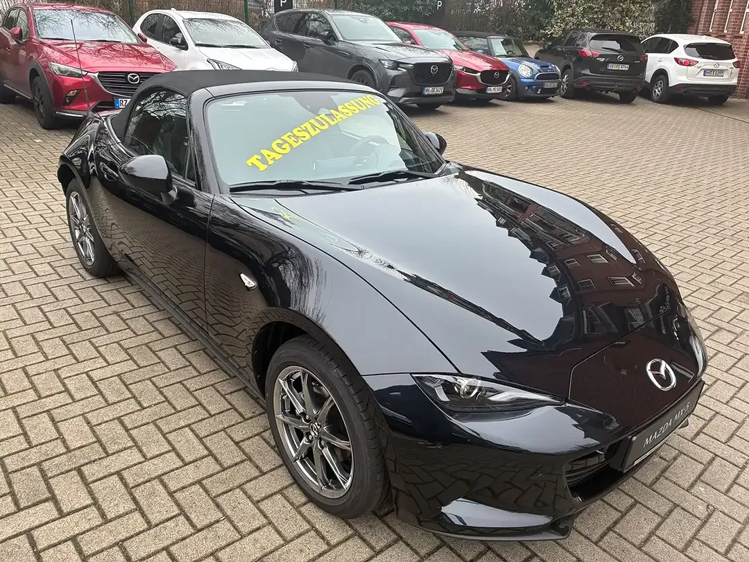 Mazda MX-5 - Thumbnail 2