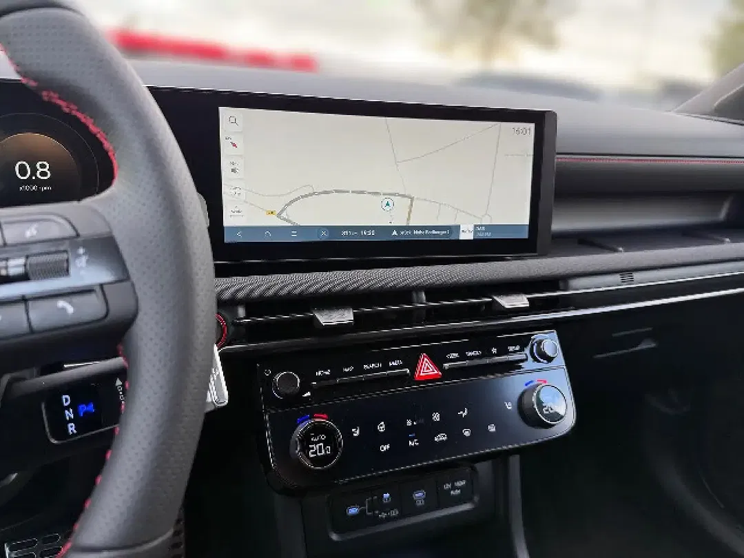 Hyundai TUCSON - Thumbnail 10