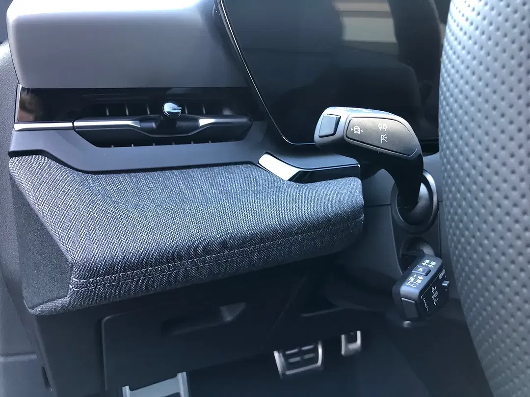 Audi Q6 e-tron - Thumbnail 12
