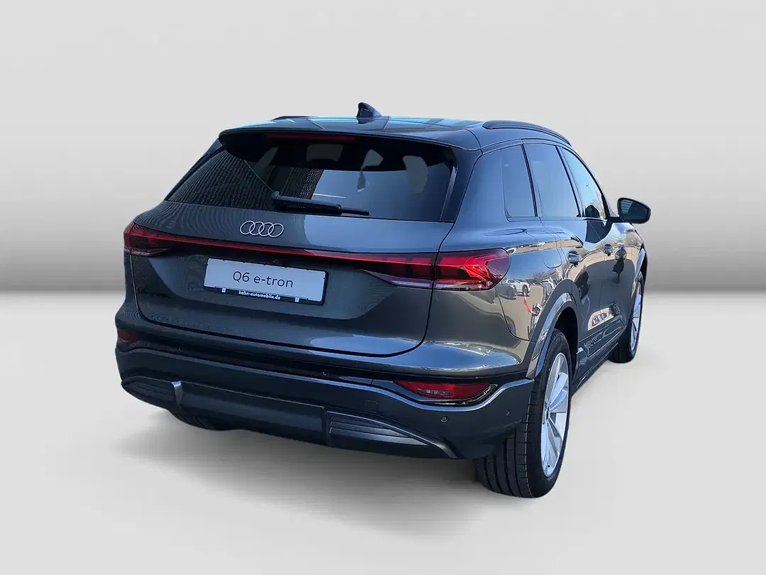 Audi Q6 e-tron - Thumbnail 3