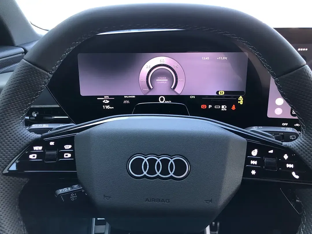Audi Q6 e-tron - Thumbnail 8