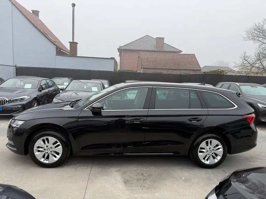 Skoda Octavia - Thumbnail 8