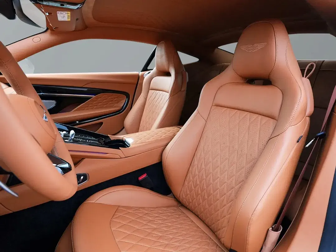 Aston Martin DB12 - Thumbnail 19