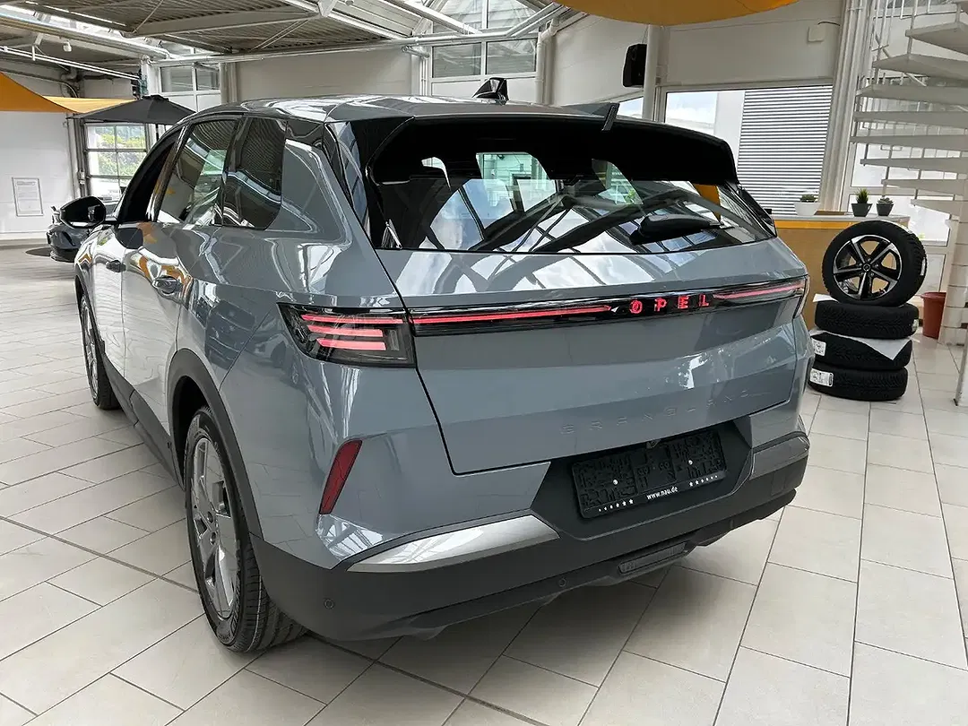 Opel Grandland - Thumbnail 5