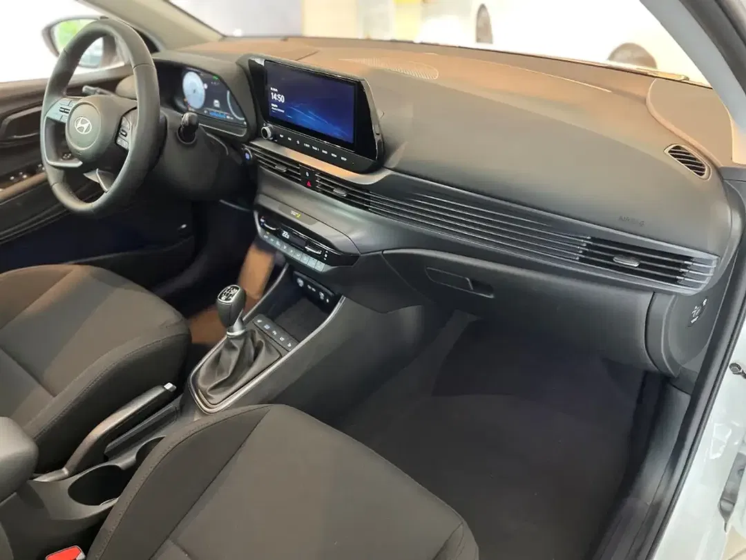 Hyundai i20 - Thumbnail 9