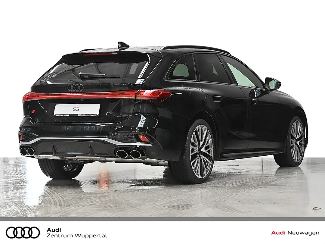 Audi S5 - Thumbnail 3