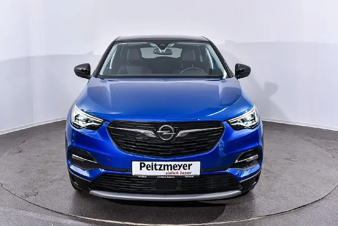 Opel Grandland - Thumbnail 2