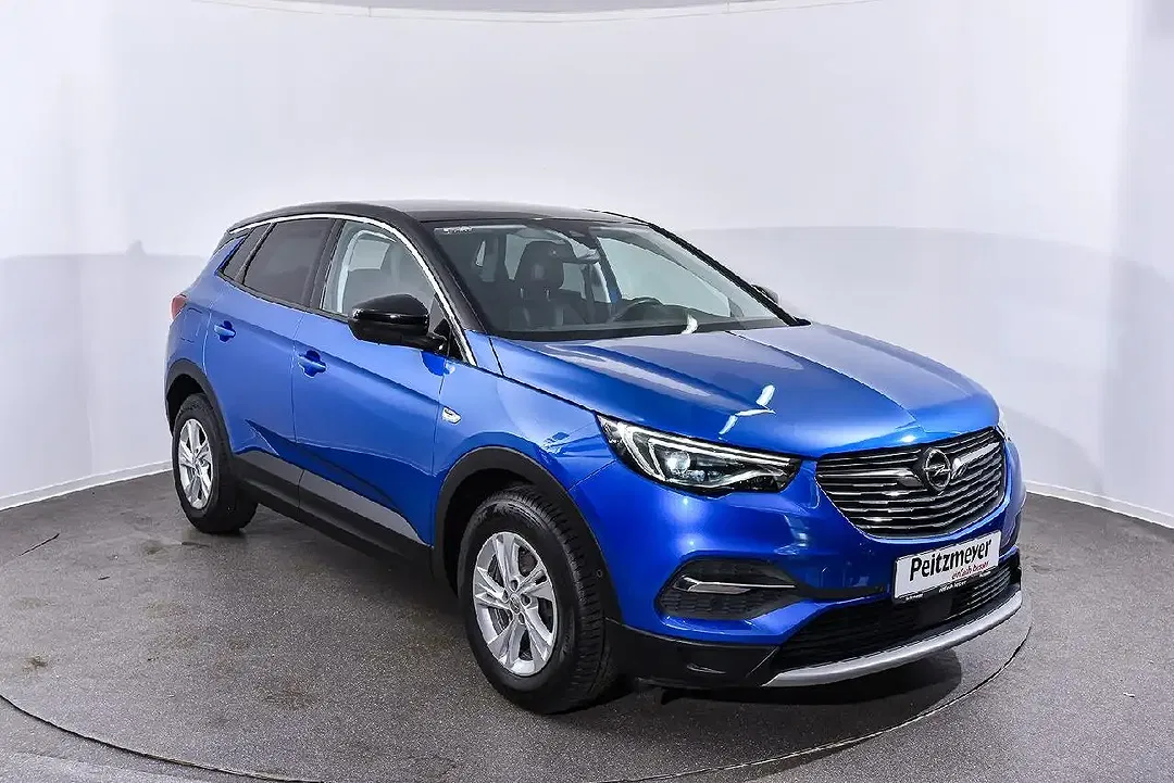 Opel Grandland - Thumbnail 3