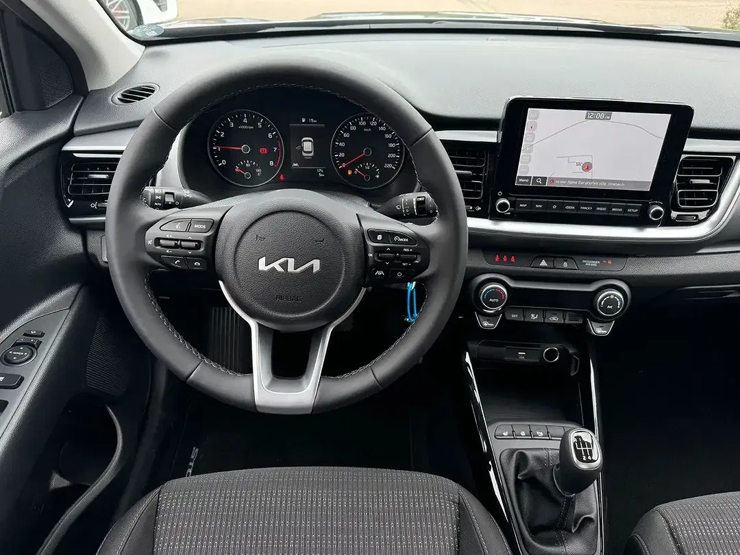 Kia Stonic - Thumbnail 12