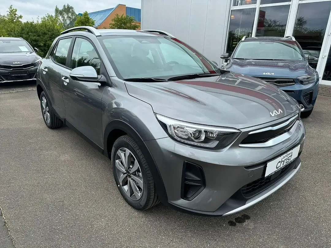 Kia Stonic - Thumbnail 3