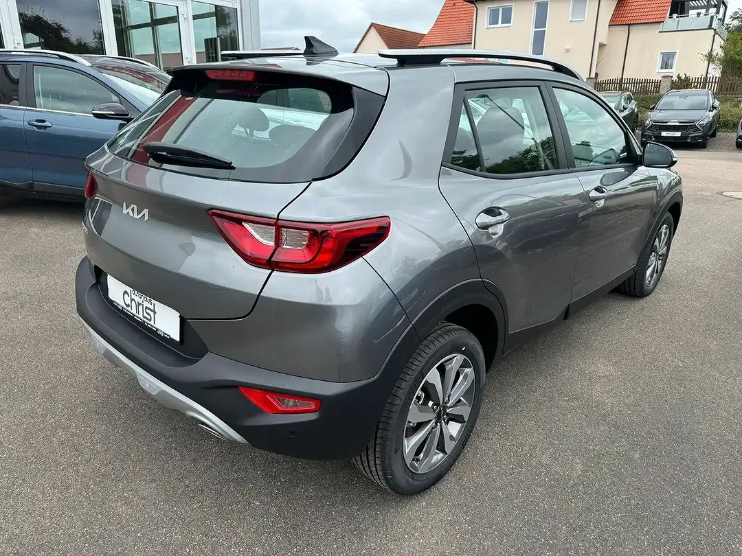 Kia Stonic - Thumbnail 4