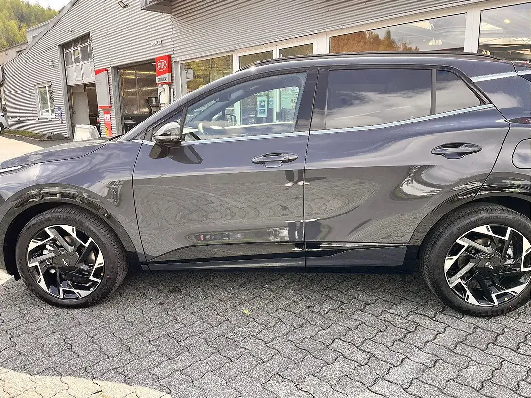 Kia Sportage - Thumbnail 3