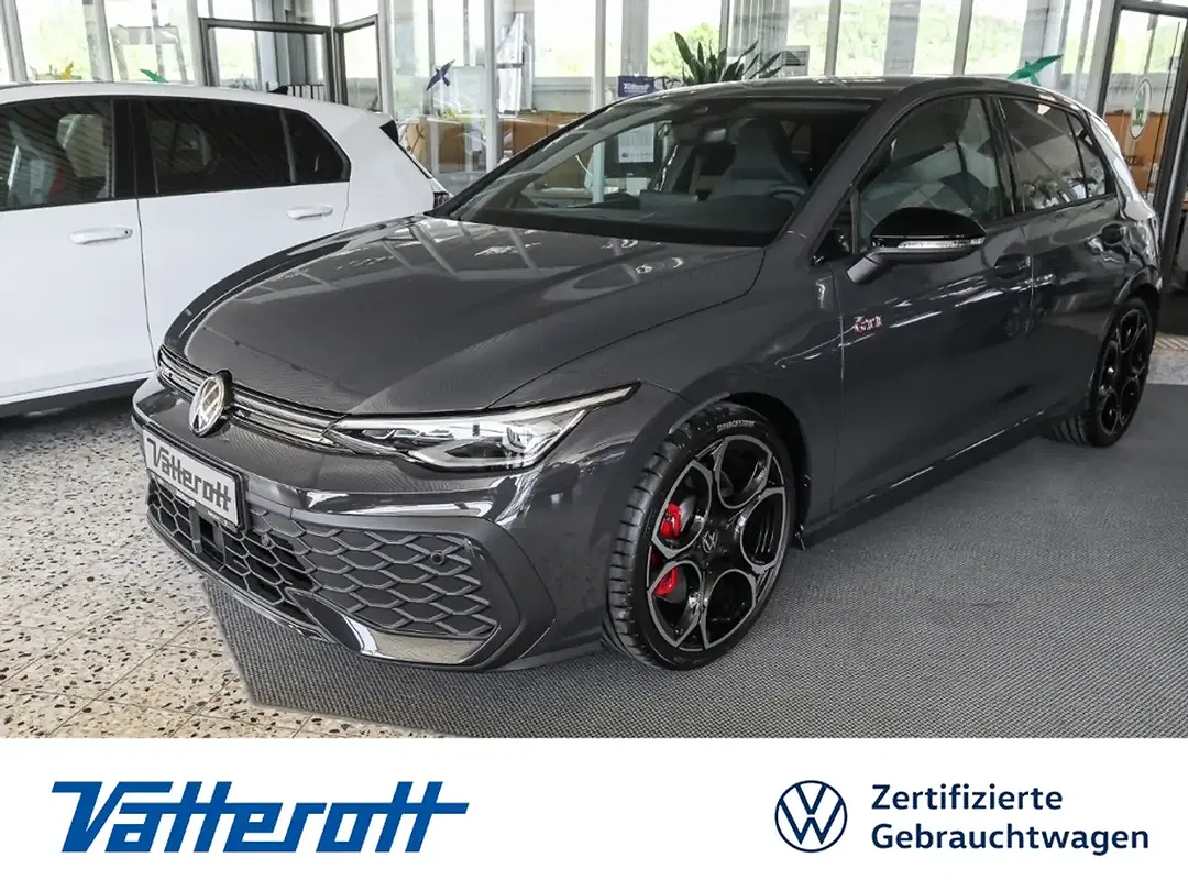 Volkswagen Golf GTI - Thumbnail 1