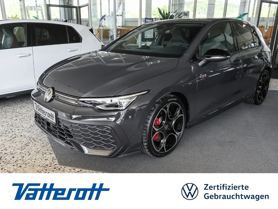 Volkswagen Golf GTI - Afbeelding 1